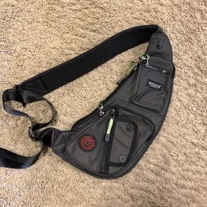 Men’s Sling Bag - Nicgid Performance